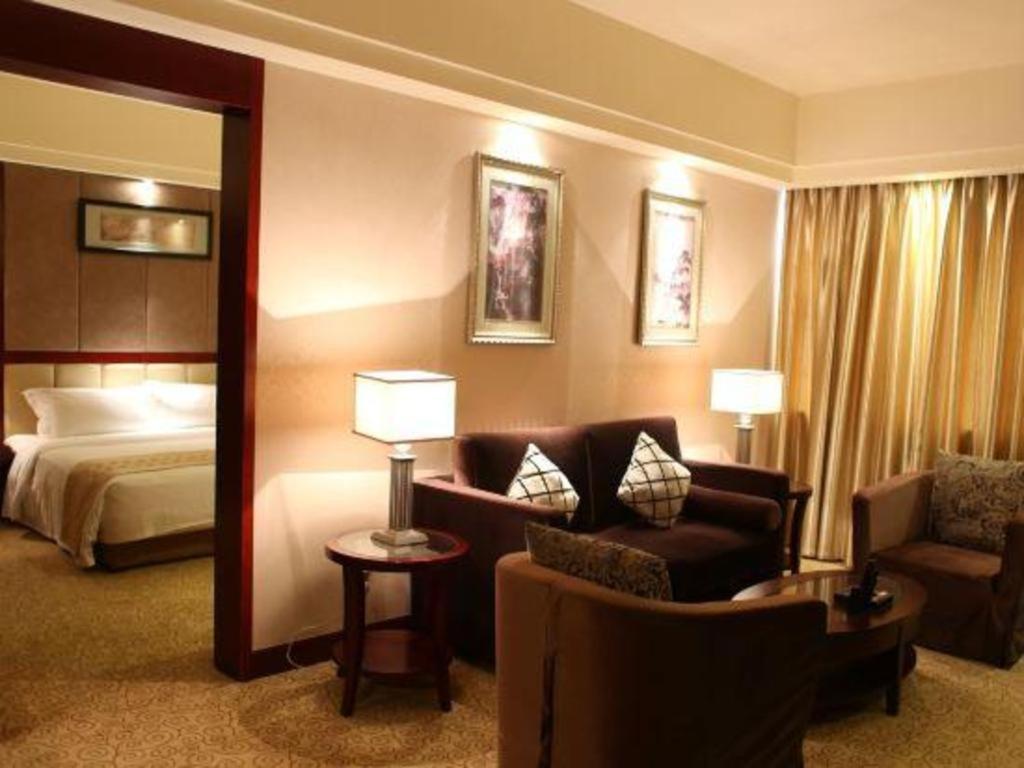 Chengdu Yinsheng International Hotel Supoqiao Luaran gambar