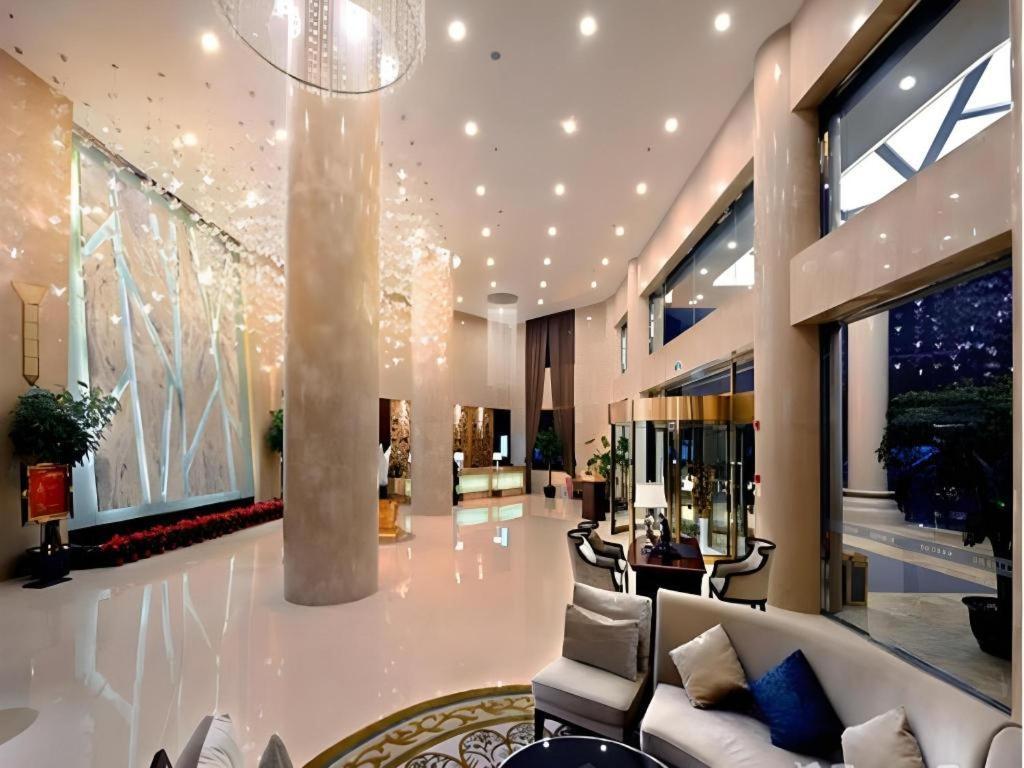 Chengdu Yinsheng International Hotel Supoqiao Luaran gambar