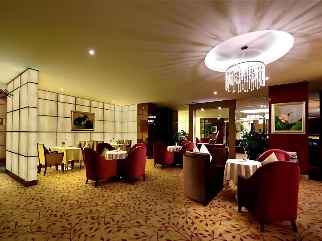 Chengdu Yinsheng International Hotel Supoqiao Luaran gambar